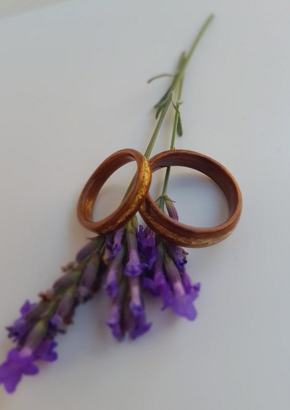Kingswood and gold leaf wedding ring set
