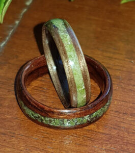 Wedding ring set of unakite set in walnut and kingswood